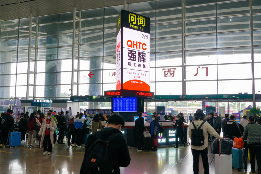 開年“第一炮”！強(qiáng)輝高鐵廣告開啟“霸屏”模式！(圖4)